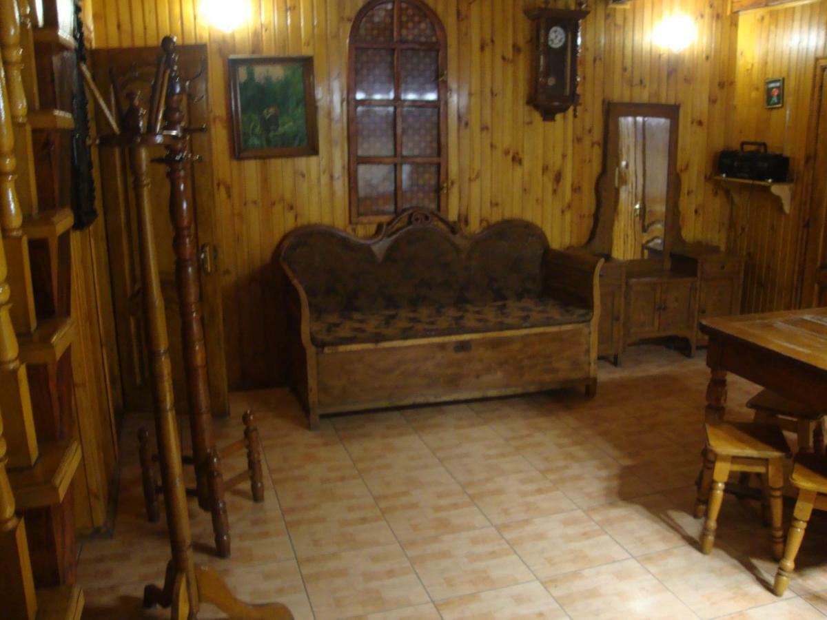 Domik S Saunoy Na Ogiyenko Apartment Kamianets Podilskyi Bagian luar foto